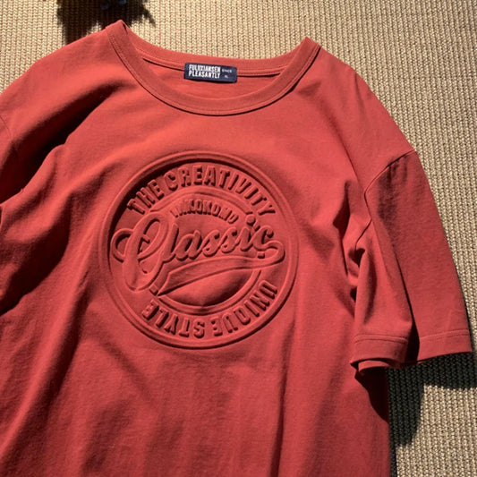 Camiseta Classic Embossed